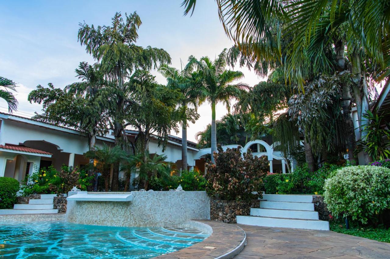 Hotel Villa Malindi Extérieur photo