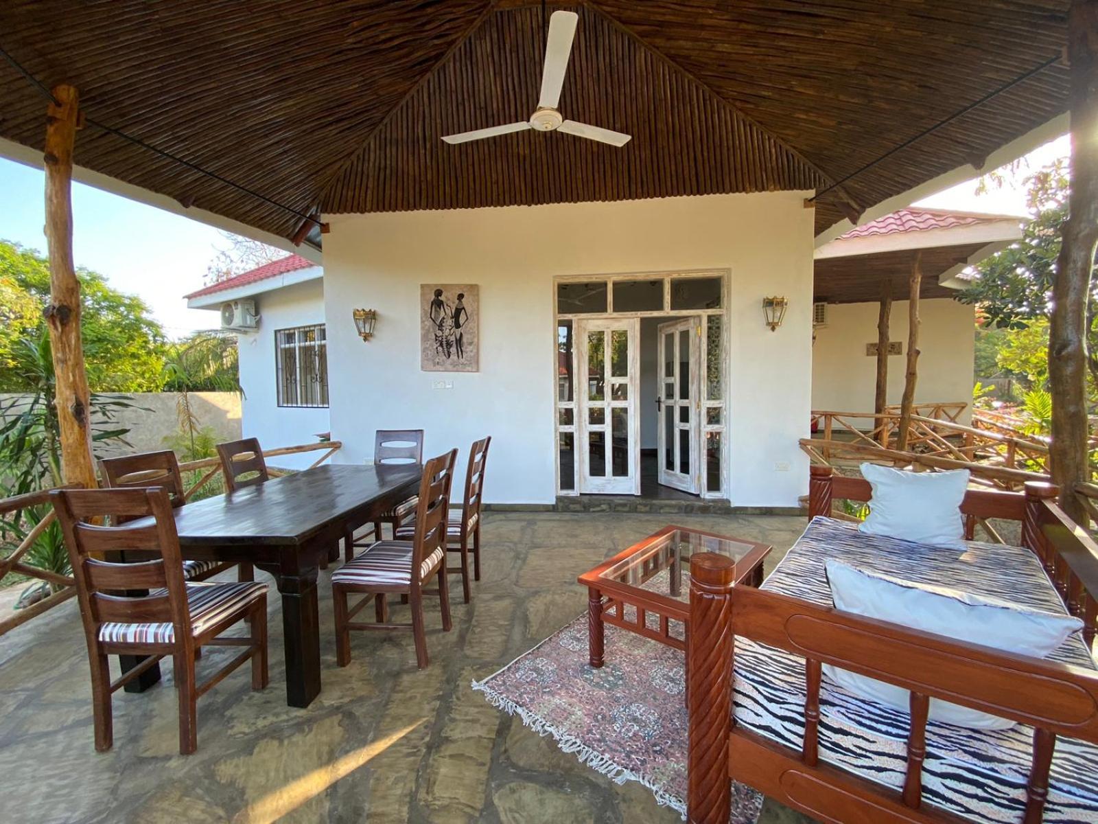 Hotel Villa Malindi Extérieur photo