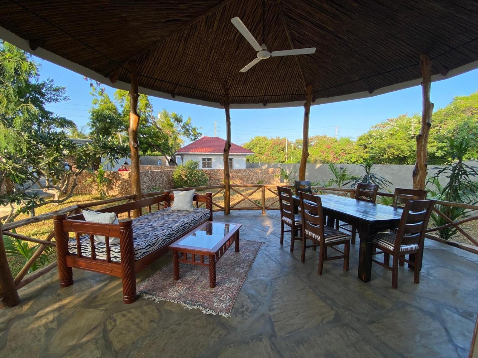 Hotel Villa Malindi Extérieur photo