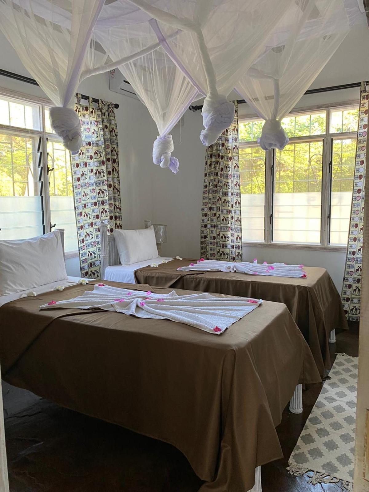 Hotel Villa Malindi Extérieur photo