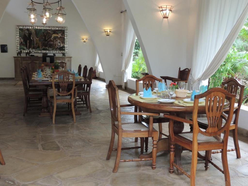 Hotel Villa Malindi Extérieur photo