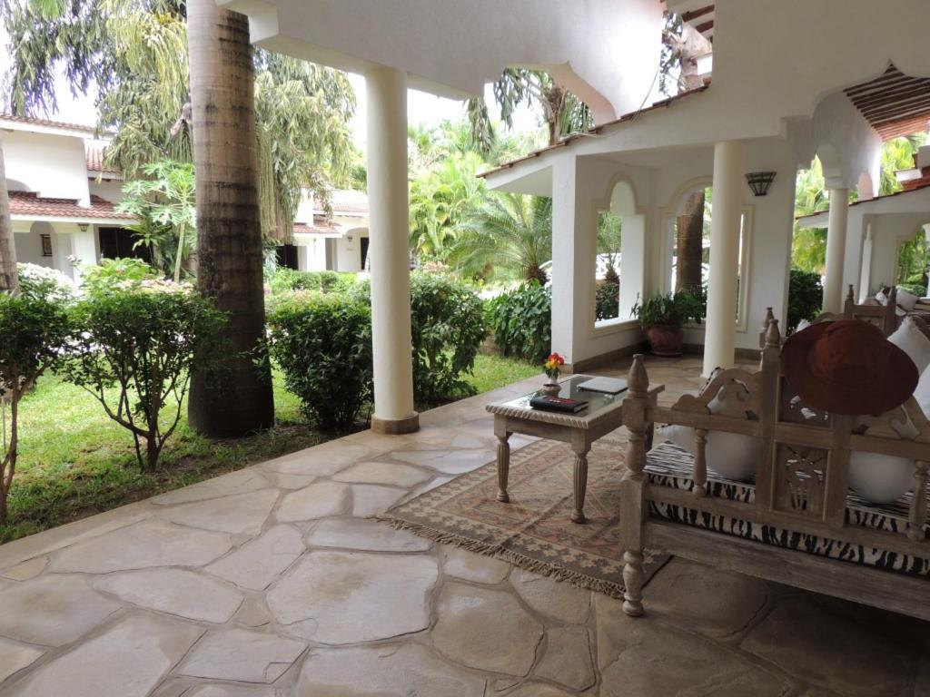 Hotel Villa Malindi Extérieur photo